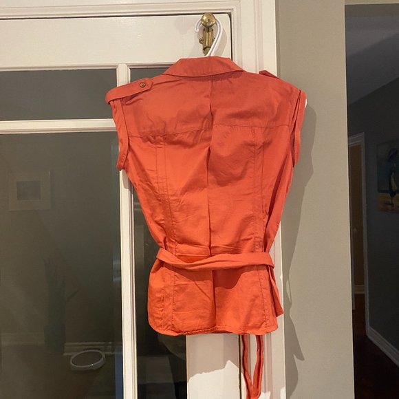 Jones New York Fitted Button Down - Picture 2 of 3